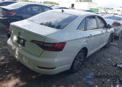 2019 Volkswagen Jetta S/Se/R-Line z USA, uszkodzony, nr VIN 3VWC57BU1KM252389